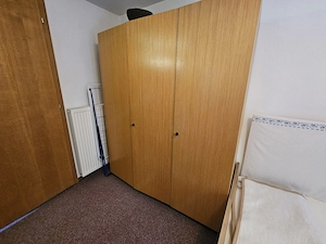 Einzelbett mit passendem Schrank zu verschenken  Bild 4