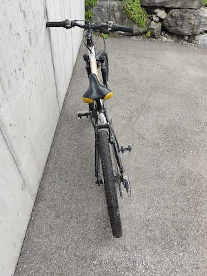 Fahrrad zu verkaufen mit Hinterfederung. Preis ist verhandelbar. Bild 4