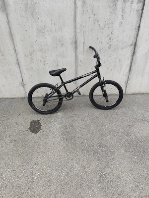 Bmx zu verkaufen. preis ist verhandelbar. Bild 2