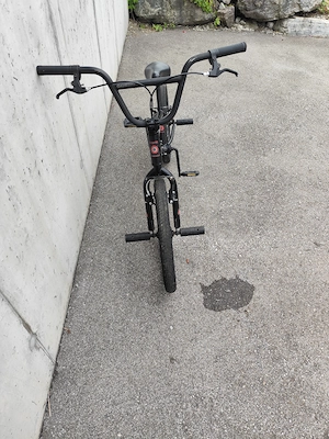 Bmx zu verkaufen. preis ist verhandelbar.