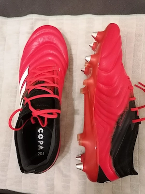 Neue Adidas Fußballschuhe, Größe 43. Bild 5