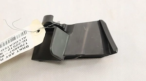 Original tesla model s plaid rechte halterung 1704657-00-d tesla model s plaid rechte halterung pass Bild 4