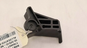Original tesla model s plaid rechte halterung 1704657-00-d tesla model s plaid rechte halterung pass Bild 3