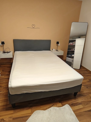 gut erhaltenes Boxspringbett 140x200cm
