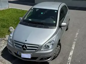 Mercedes B 150, BJ 2008, 208000km, rostig, verbeult, an Bastler, zum Ausschlachten, Export