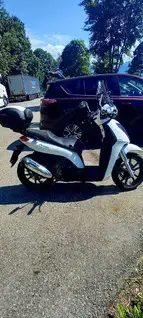 Toller Cruiser Piaggio Roller Carnaby 300 ccm  Bild 5
