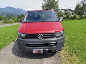 VW T5 Transporter   2.0 TDI   140 PS   9 Plätze Bild 8