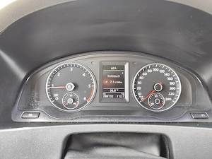 VW T5 Transporter   2.0 TDI   140 PS   9 Plätze Bild 6