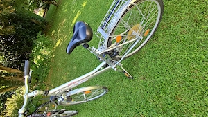 Damenfahrrad günstig abzugeben  Bild 3