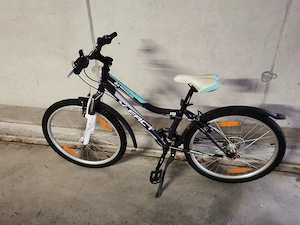 Mädchen Fahrrad