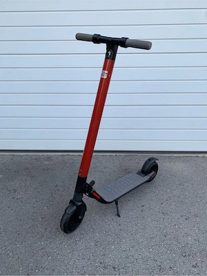 SEAT eXS E Scooter von Segway - Sondermodell   Defekt