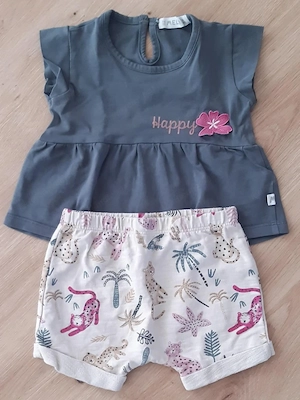 T-shirt und kurze Hose in Größe 68