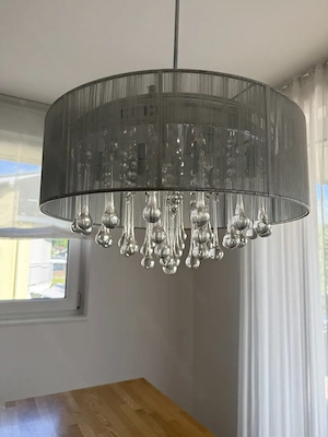 Lampe bzw. Luster über Esstisch