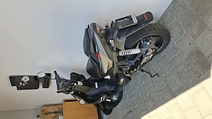 Roller   Moped    Yamaha    Aerox  Bild 4
