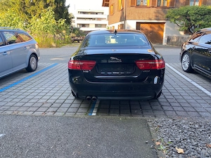 Jaguar XE 20d Bild 6