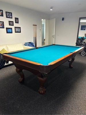 Billiardtisch