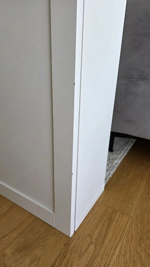 IKEA BESTA Wandschrank Bild 4