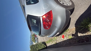 Trendline 1,9 TDI DPF DSG (Unfallwagen) Bild 2