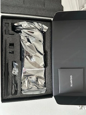 Gigabyte GeForce RTX 5080  OC 16G Grafikkarte GDDR7
