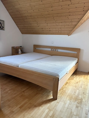 QUADRO Schlafbett Birke teilmassiv geölt + 2x 100x200 Matratzen + Lattenrost