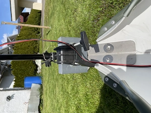 Banana-Freizeitboot mit E-Motor in zwei Ausführungen Bild 9
