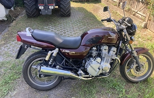 Honda CB 750 Seven Fifty Bild 3