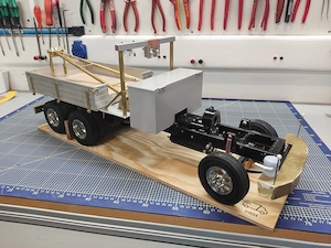 LKW Eigenbau auf Tamiya Fahrwerk