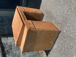 alter Schreibpult mit Einteilungen Bild 3