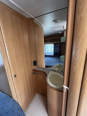 Wohnwagen Hymer Swing 465 Bild 9