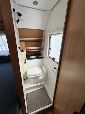 Wohnwagen Hymer Swing 465 Bild 8