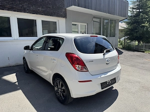 Hyundai i20 GO 1,25 CVVT   Erstbesitz | nur 37.000 km | TÜV & Service neu Bild 7