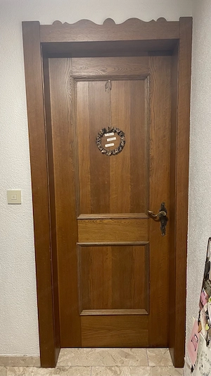 Massivholz-Türen Bild 4