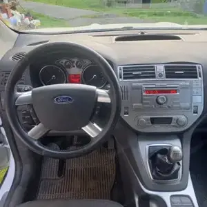 Ford Kuga Bild 6
