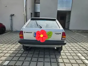 Polo 86C Coupé Benzin Bild 2