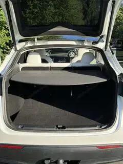 Tesla Model Y Bild 10