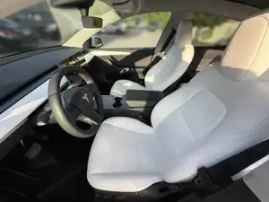 Tesla Model Y Bild 9