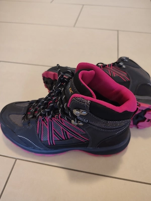 Neue Markenwanderschuhe Größe 38 Bild 2