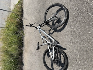 Specialized Stumpjumper EVO Comp Alloy 27,5 Bild 2