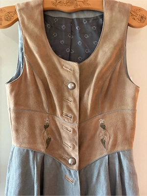 Dirndl Kleid Bild 2