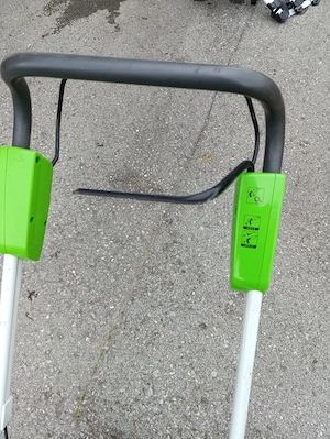 Benzin Rasenmäher zu verkaufen  Bild 5