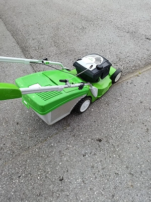 Benzin Rasenmäher zu verkaufen  Bild 3
