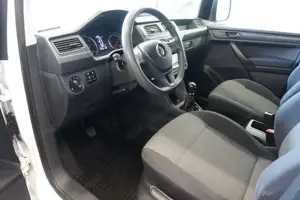 VW Caddy Bild 9