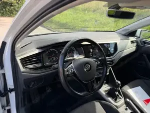 VW Polo R-Line BJ-10.2020 Vollledscheinwerfer , ACC , Bild 3