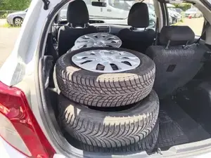 Toyota Yaris Bild 8