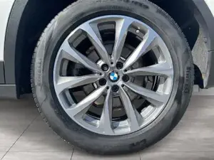 BMW X3 xDrive20d elektr. Anhängerkupplung // elektr. Sitzverstellung // Komfortzugang // LED-Scheinw Bild 6