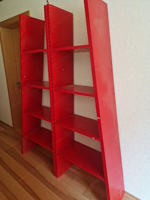 Ikea Regale rot