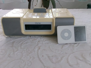 iHome - Radiowecker + iPod Bild 8