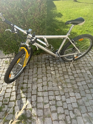 Fahrrad zu verkaufen  Bild 2
