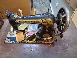 Alte SINGER nähmaschiene  Bild 9