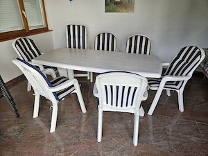 Zu verschenken: Gartenmöbel